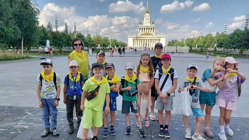 Культурное погружение: выездная экскурсия на ВДНХ для подразделения «Щербинка»
