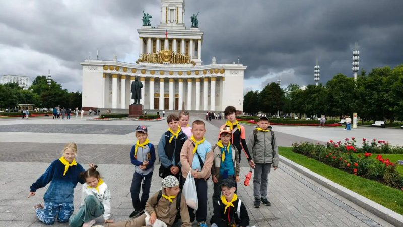 Погружение в городской комфорт: ученики Щербинки посетили ВДНХ