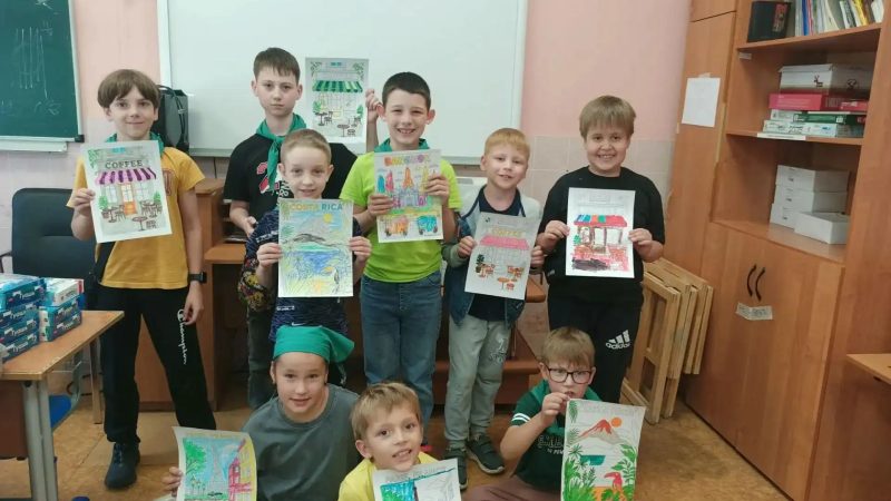 Путешествие во времени, география и игры с мячом: как прошел день в Щербинке